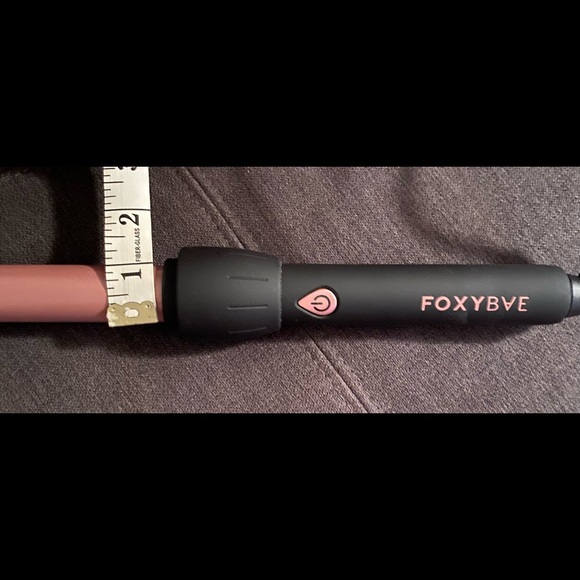 Foxybae 25mm Rose Gold Tourmaline-Infused Ceramic Curling Wand (NEW WITHOUT BOX) - Picture 5 of 7